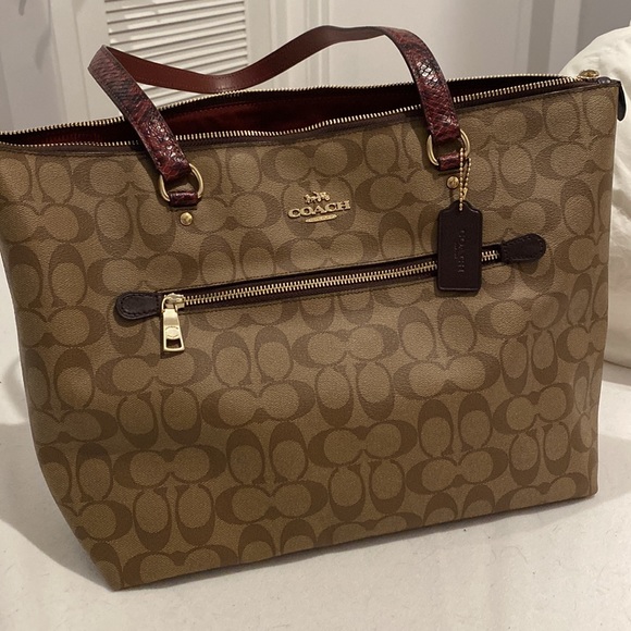 Coach Signature Snake Mix Gallery Tote - Picture 2 of 9